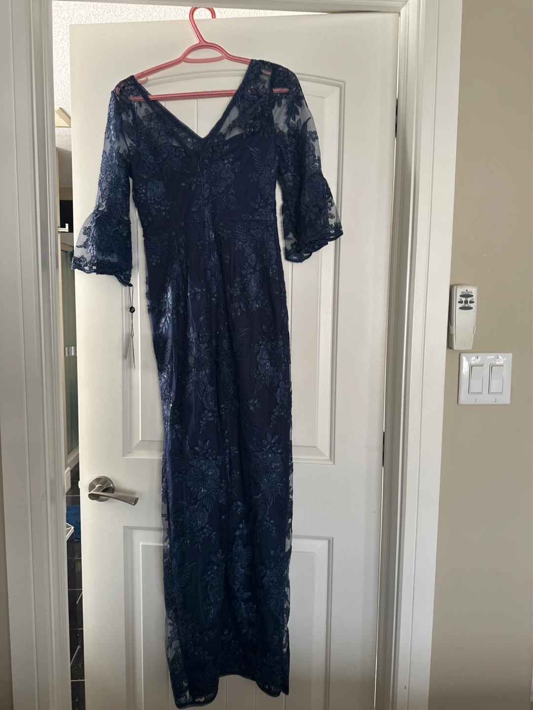 Adrianna Papell Navy Lace Gown Size 0 - photo 2