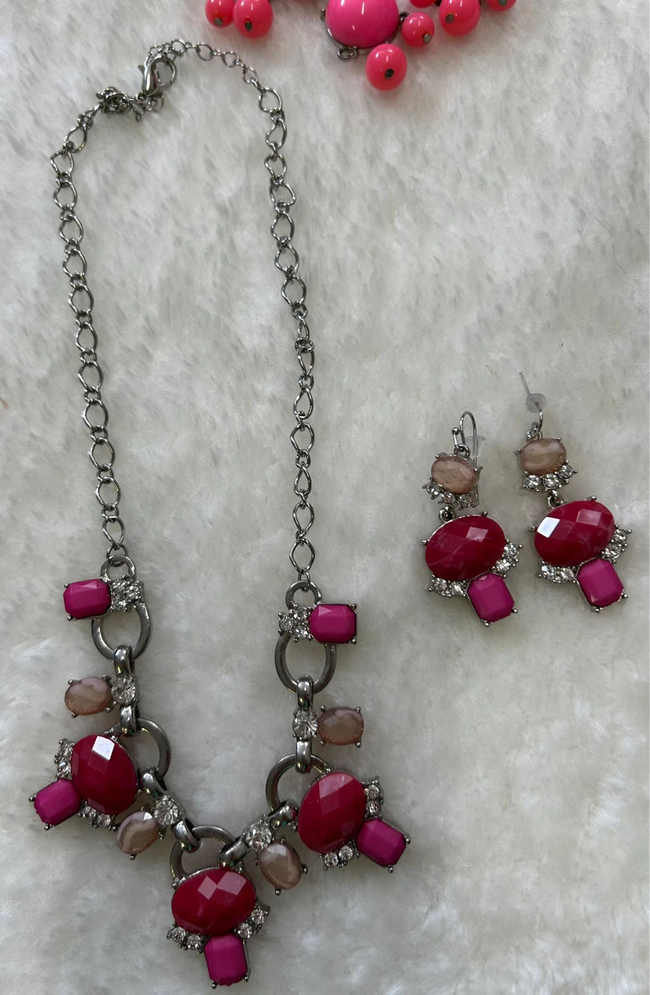 Assorted Costume Jewellery Necklaces and Earrings Set - photo 4