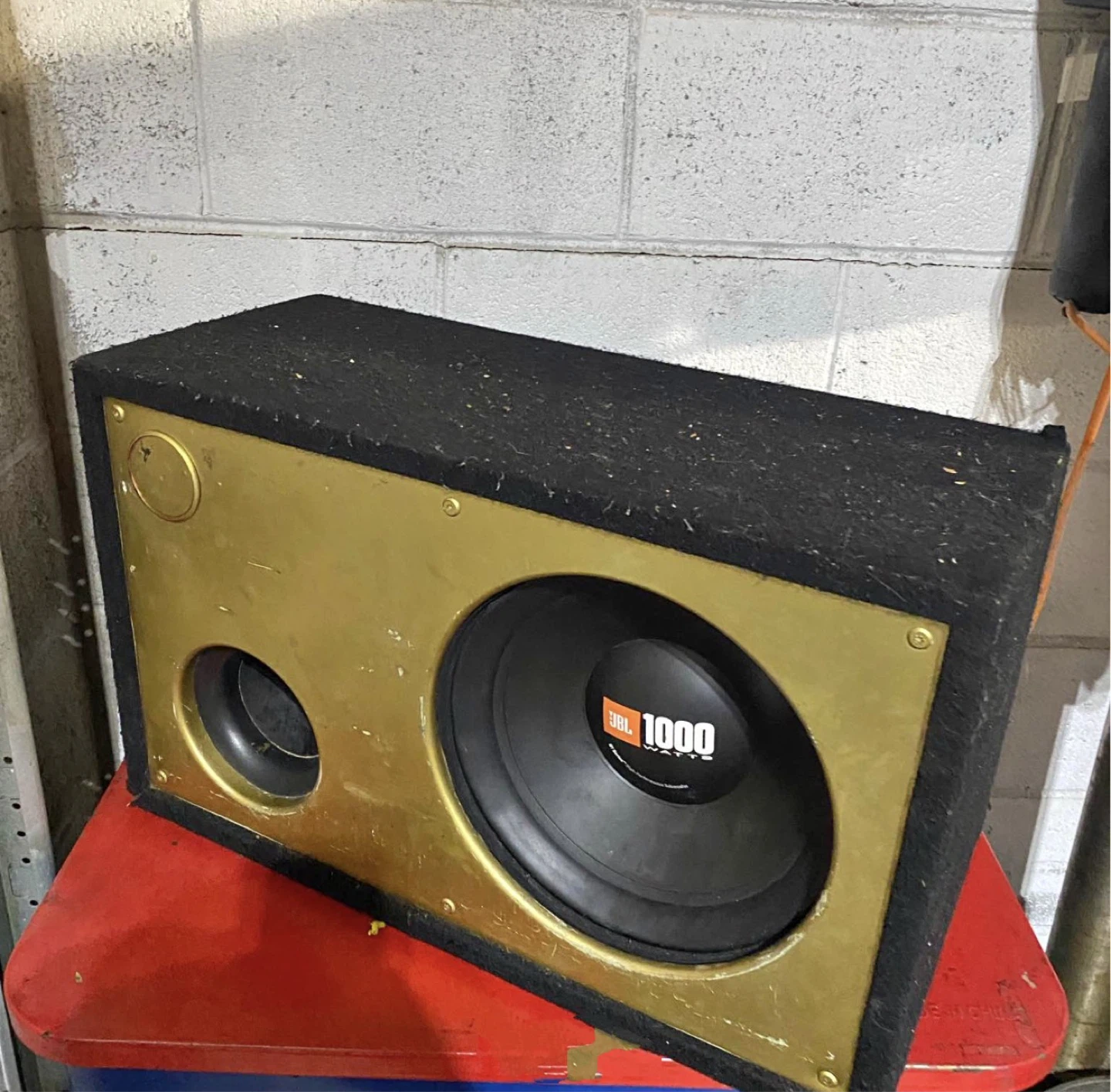 JBL 1000 Watts Subwoofer