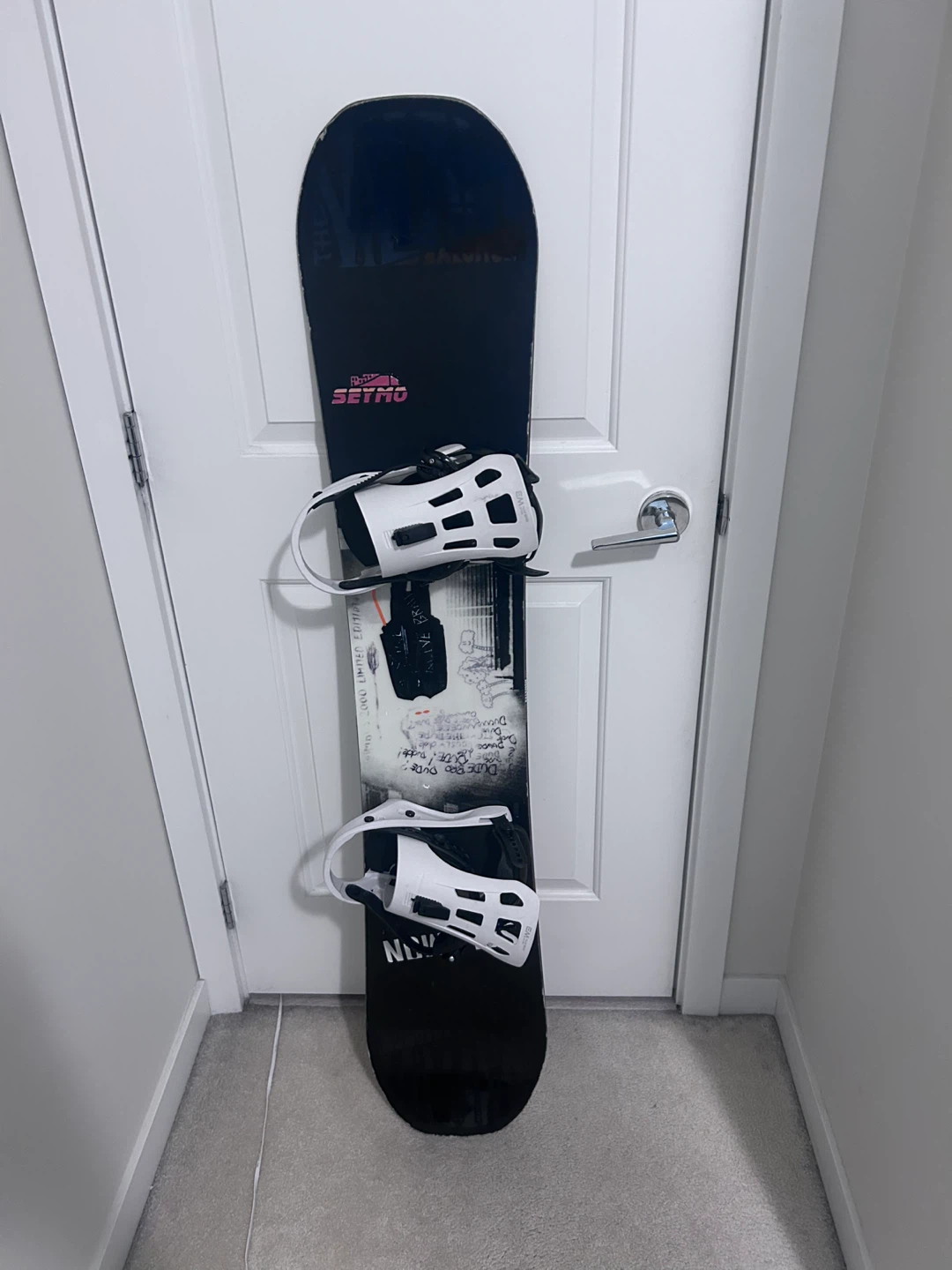 Salomon Villain Snowboard 149 with Flux Bindings