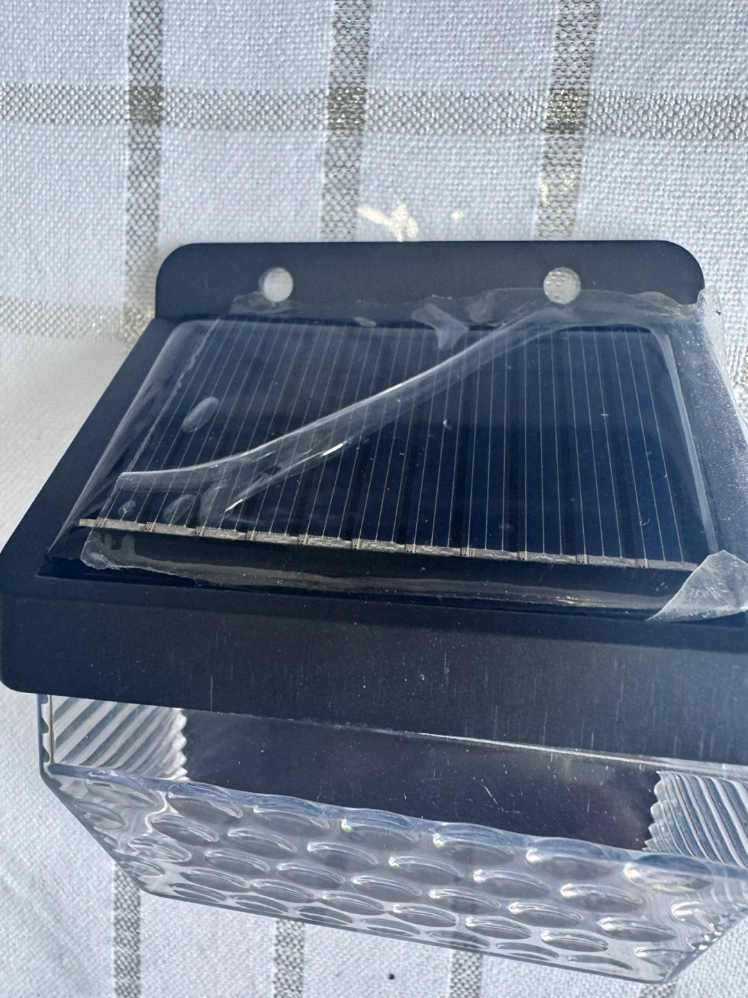 Solar Powered Outdoor Light Fixture(9 of them )Brand New - photo 2