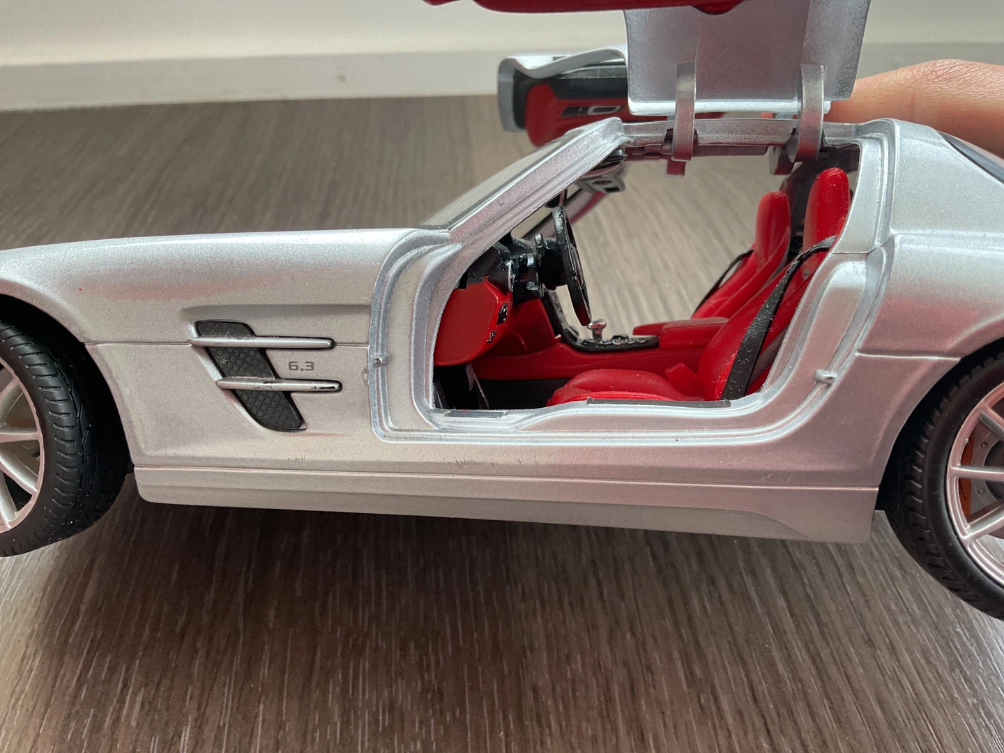 Silver Mercedes-Benz SLS AMG Model Car - photo 2