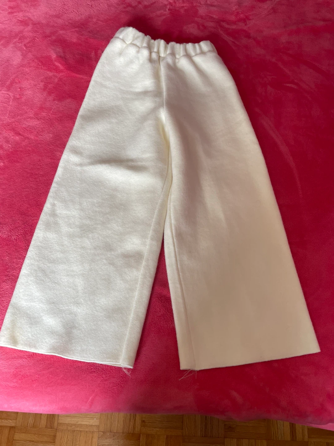 Monnoir Cream Wide Leg Lounge Pants Size M