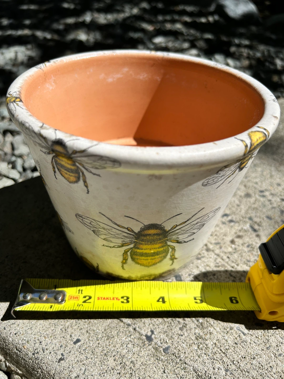 Ceramic planter pot with bees - photo 3