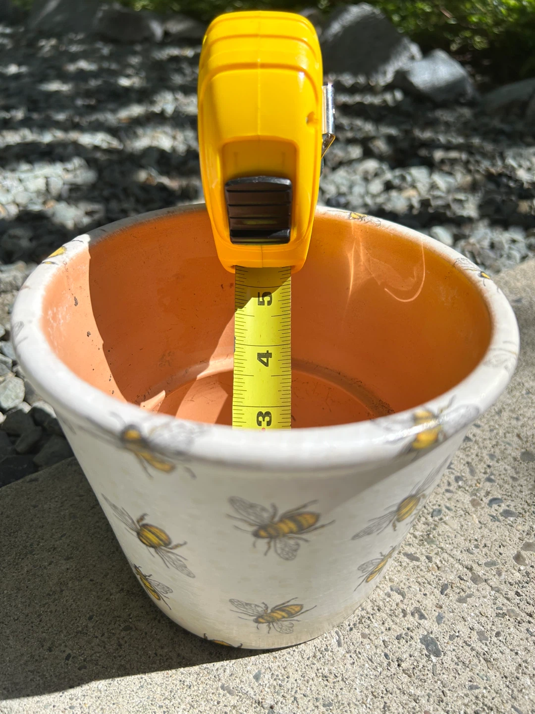 Ceramic planter pot with bees - photo 4