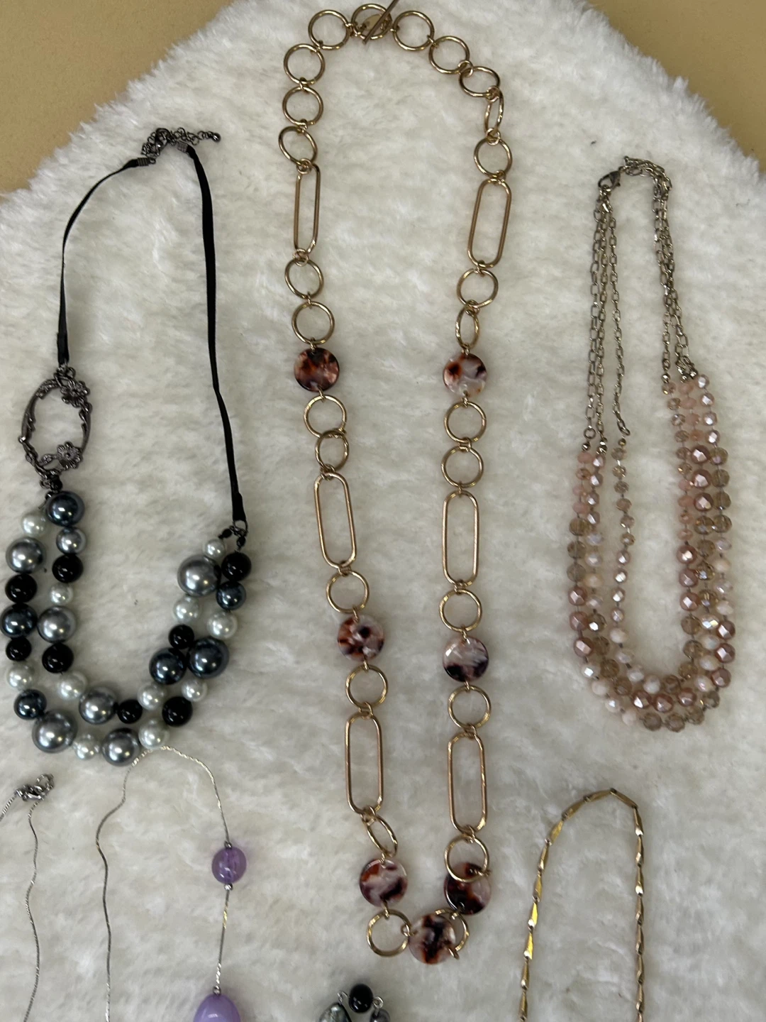 Assorted Women's Necklaces - photo 4