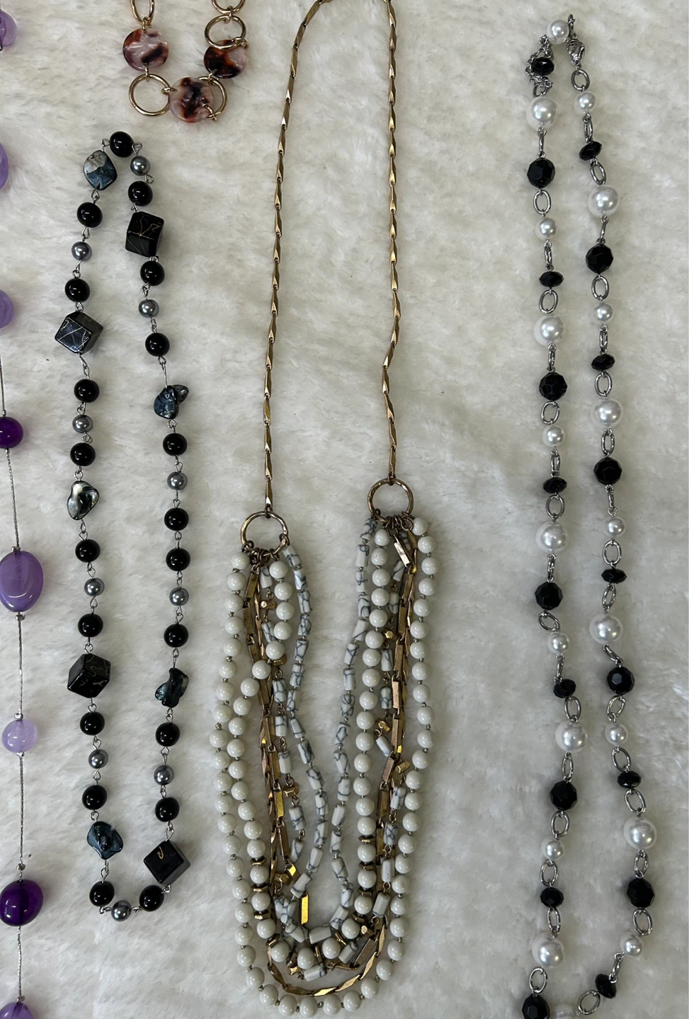 Assorted Women's Necklaces - photo 5
