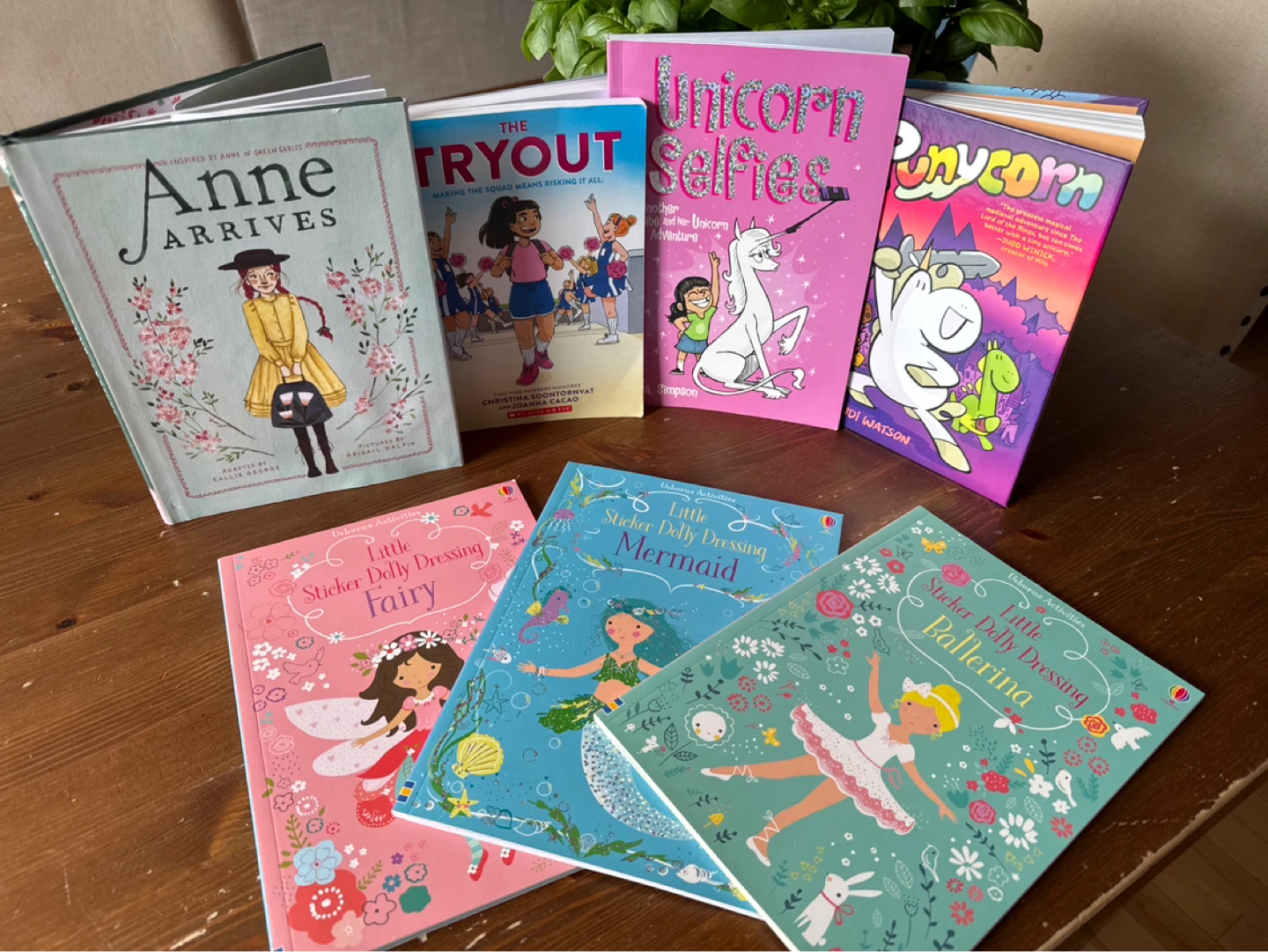 Book bundle - graphic activity