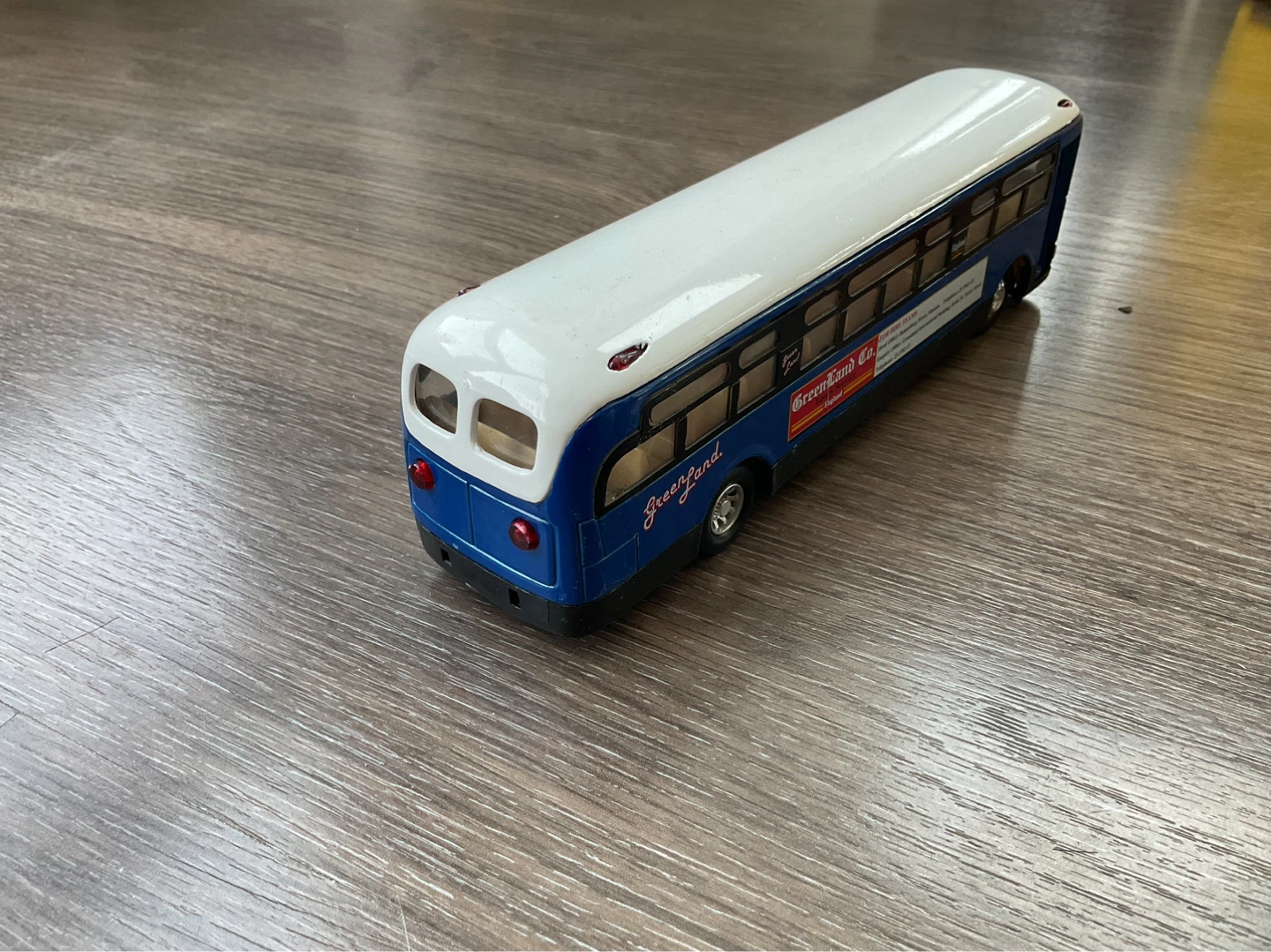 Green land Diecast Bus Toy - photo 2