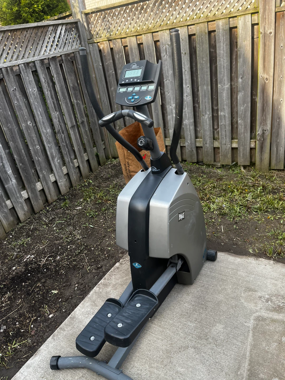 Diamondback Fitness 3 Series Elliptical