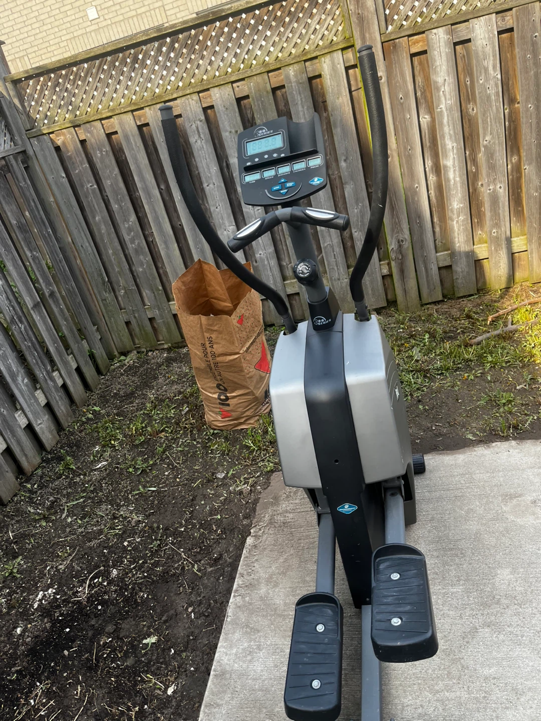 Diamondback Fitness 3 Series Elliptical - photo 2