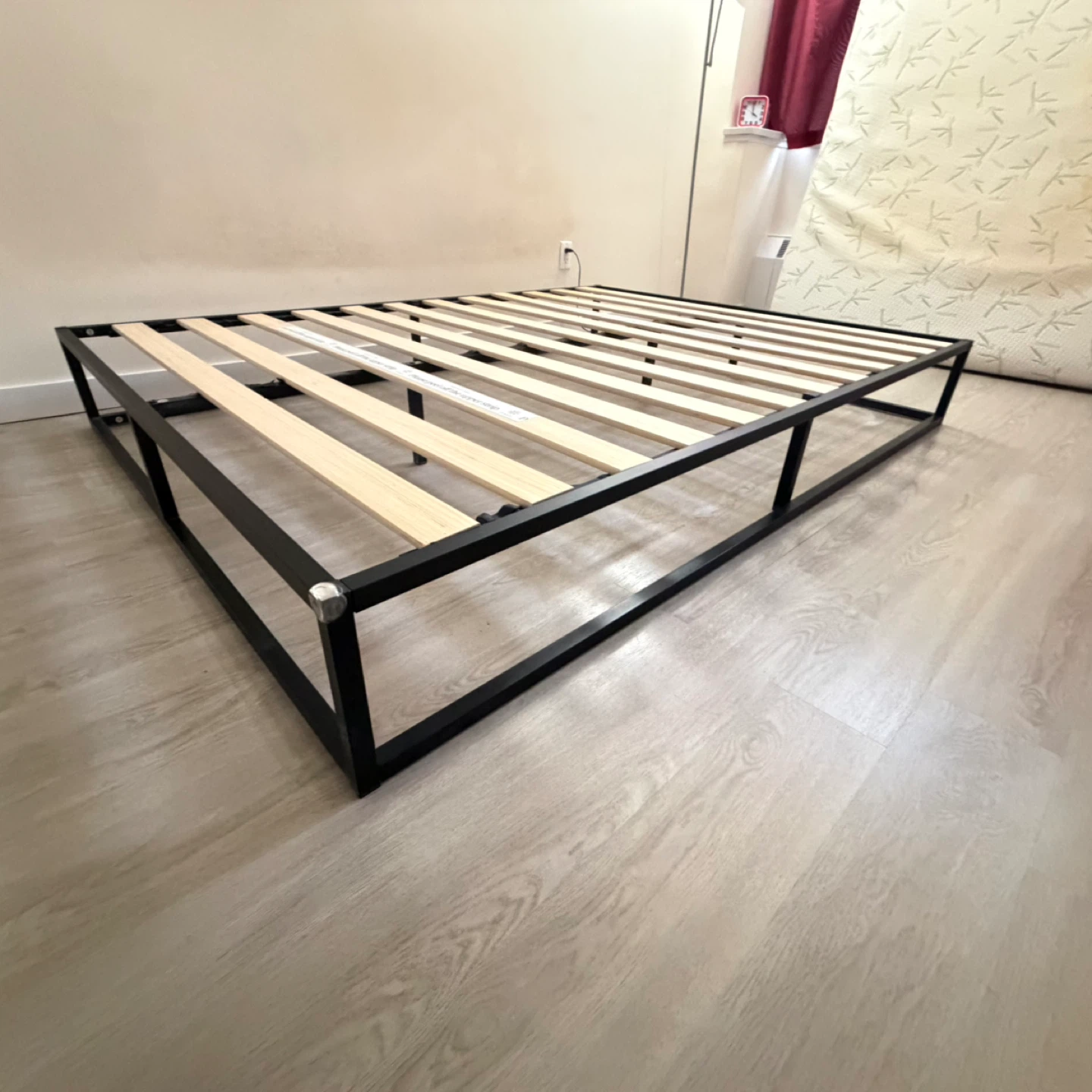 Black Metal Platform Bed Frame with Wooden Slats - photo 2