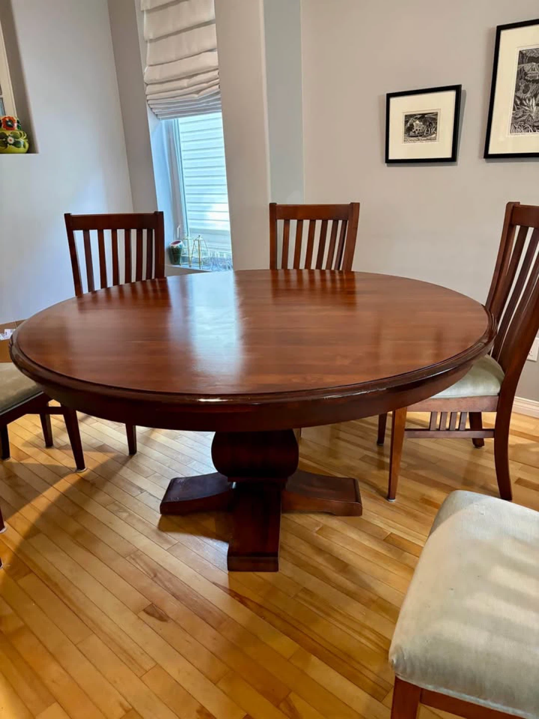 Solid Wood 60” Round Wooden Dining Table with 6 Chairs - photo 2