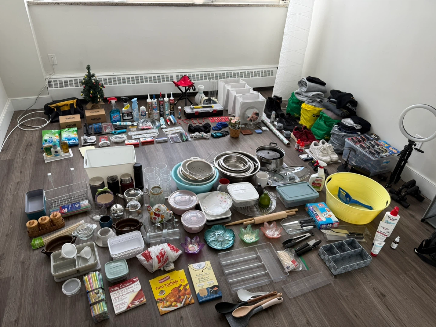MOVING SALE EVERYTHING $1-$10