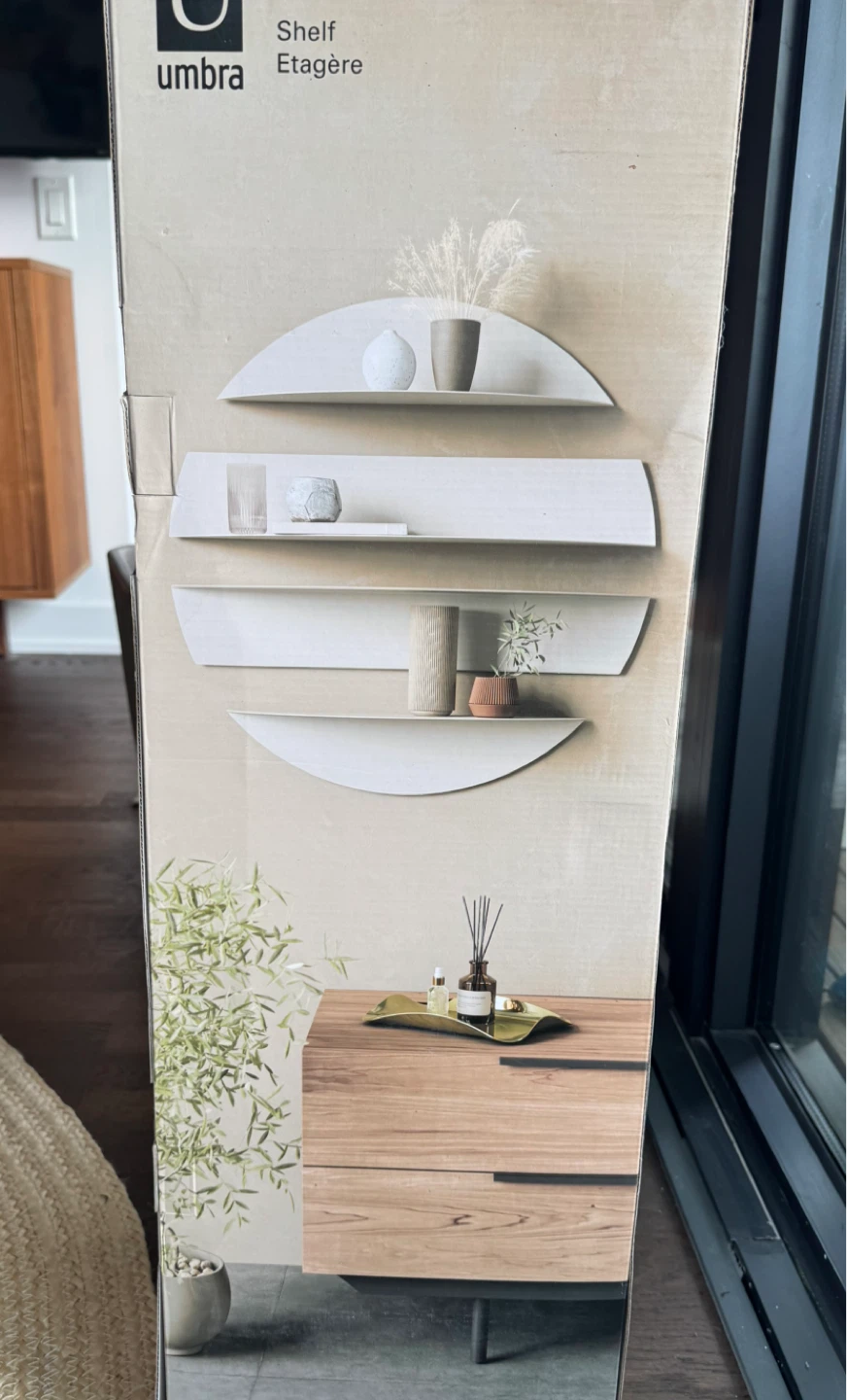 BNIB Umbra Solis Wall Shelves - offwhite