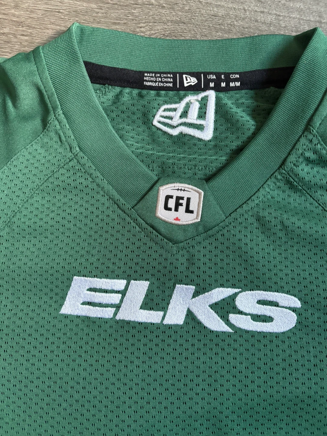 New Era Edmonton Elks CFL Jersey - Men's Medium - photo 3