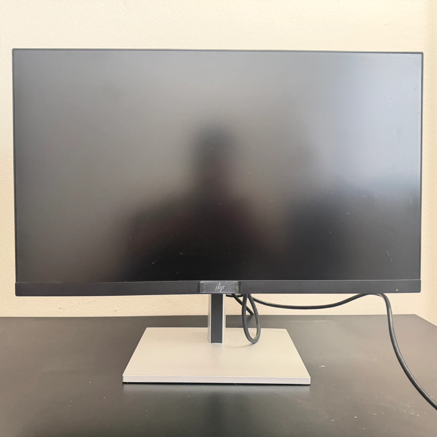 HP 24” Monitor - photo 2