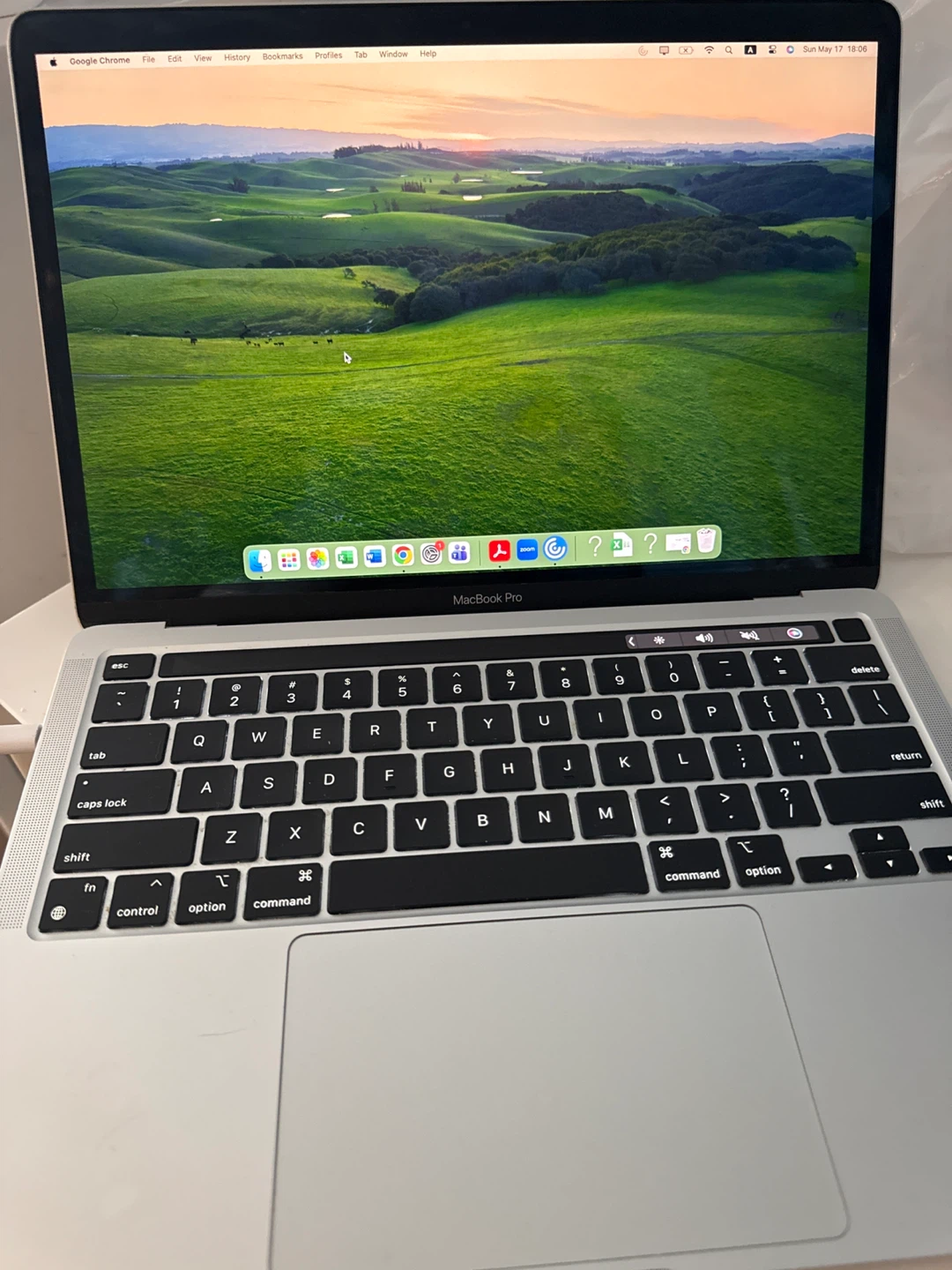Apple MacBook Pro 13-inch Laptop - photo 2