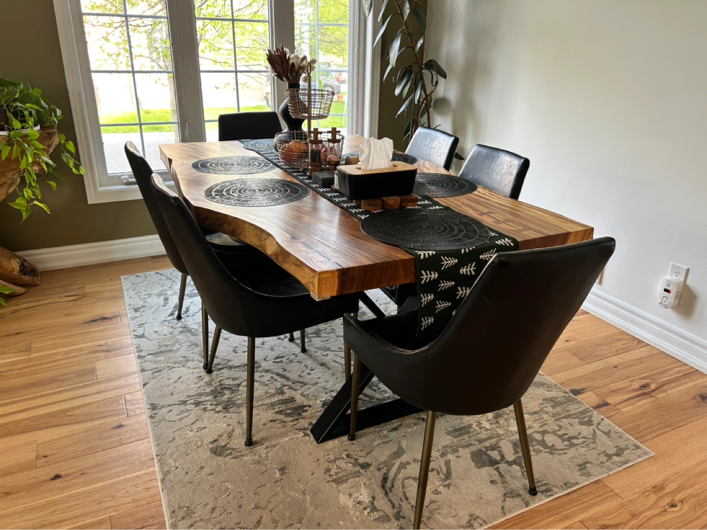 Set of 6 Black Faux Leather Dining Chairs