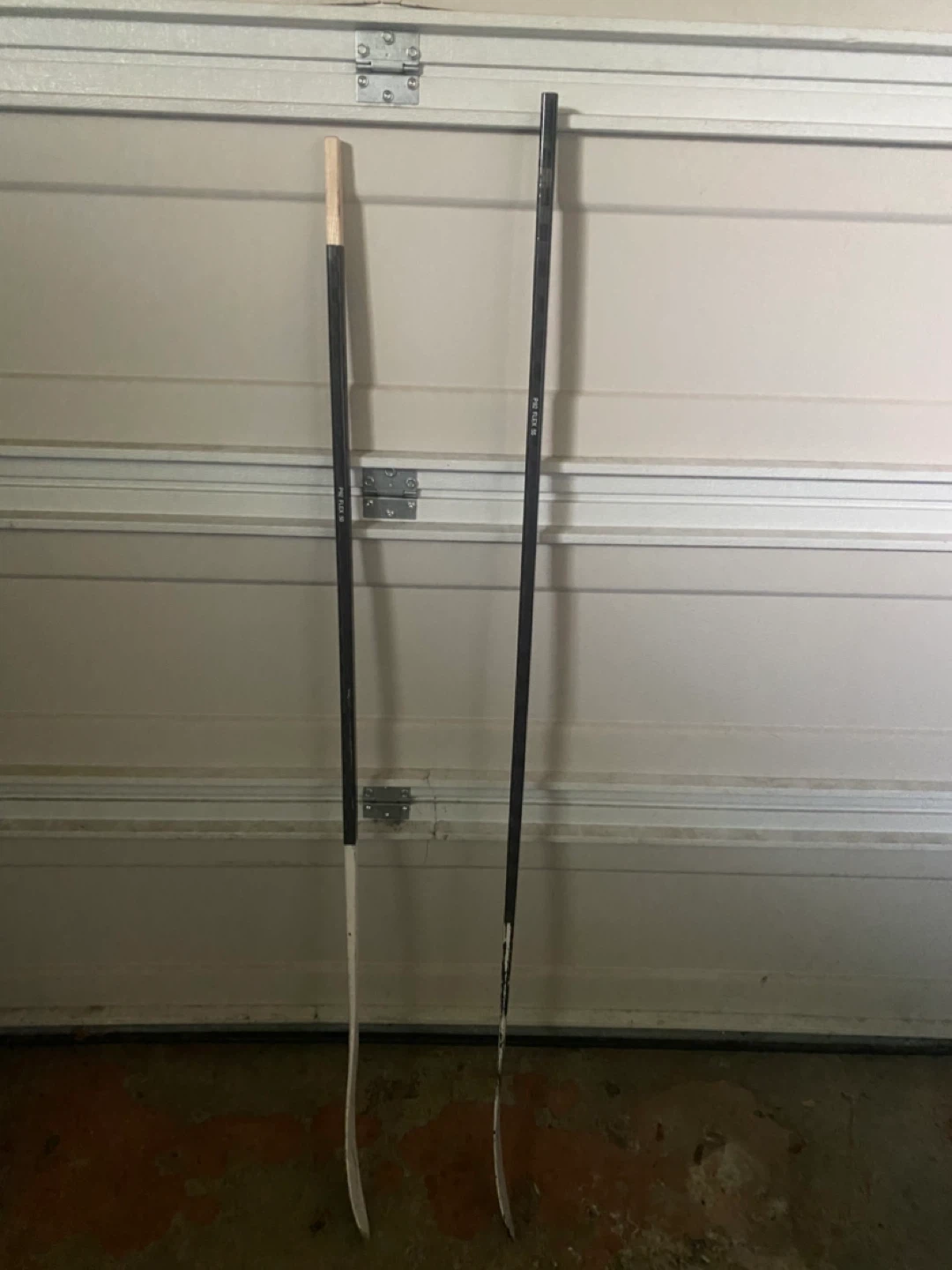2 Hockey Sticks