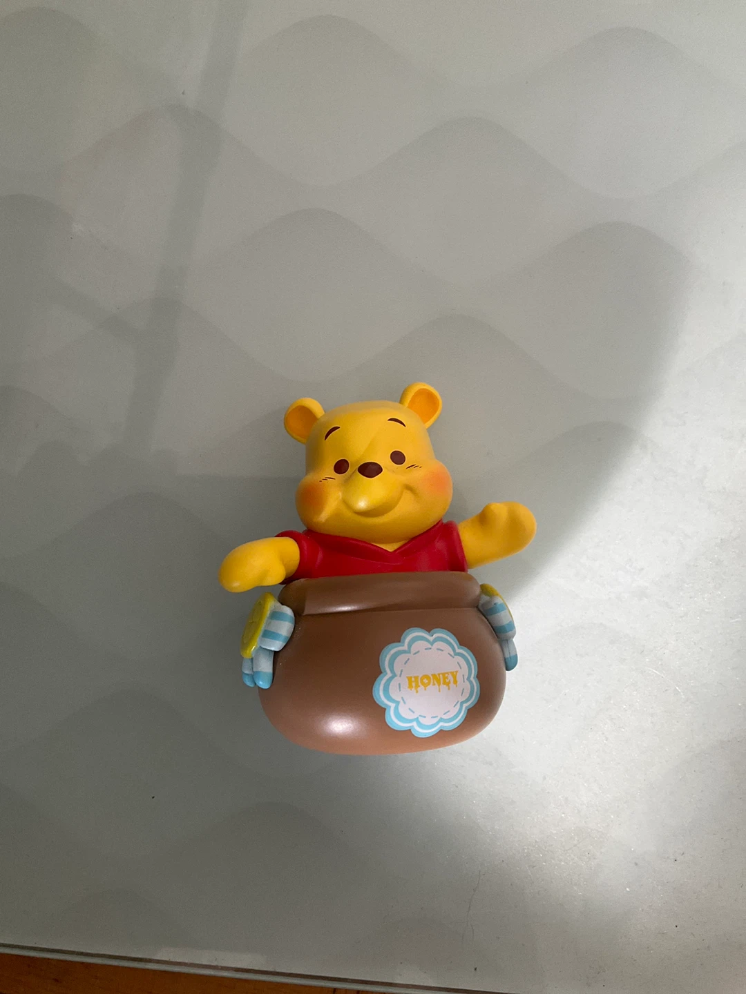 Miniso Winnie Pooh figurine - photo 2