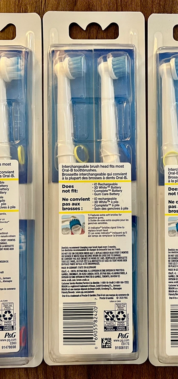 Oral-B Toothbrush Heads - photo 2