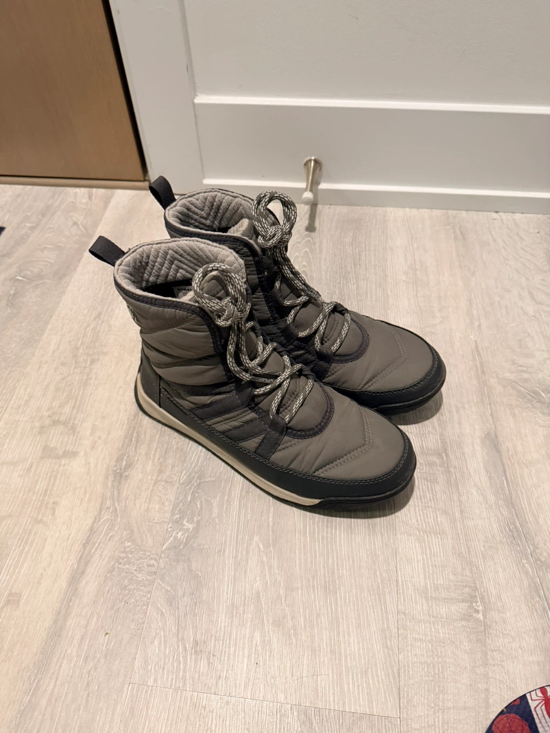 Moving out) Sorel Women's Waterproof Winter Boots - photo 2
