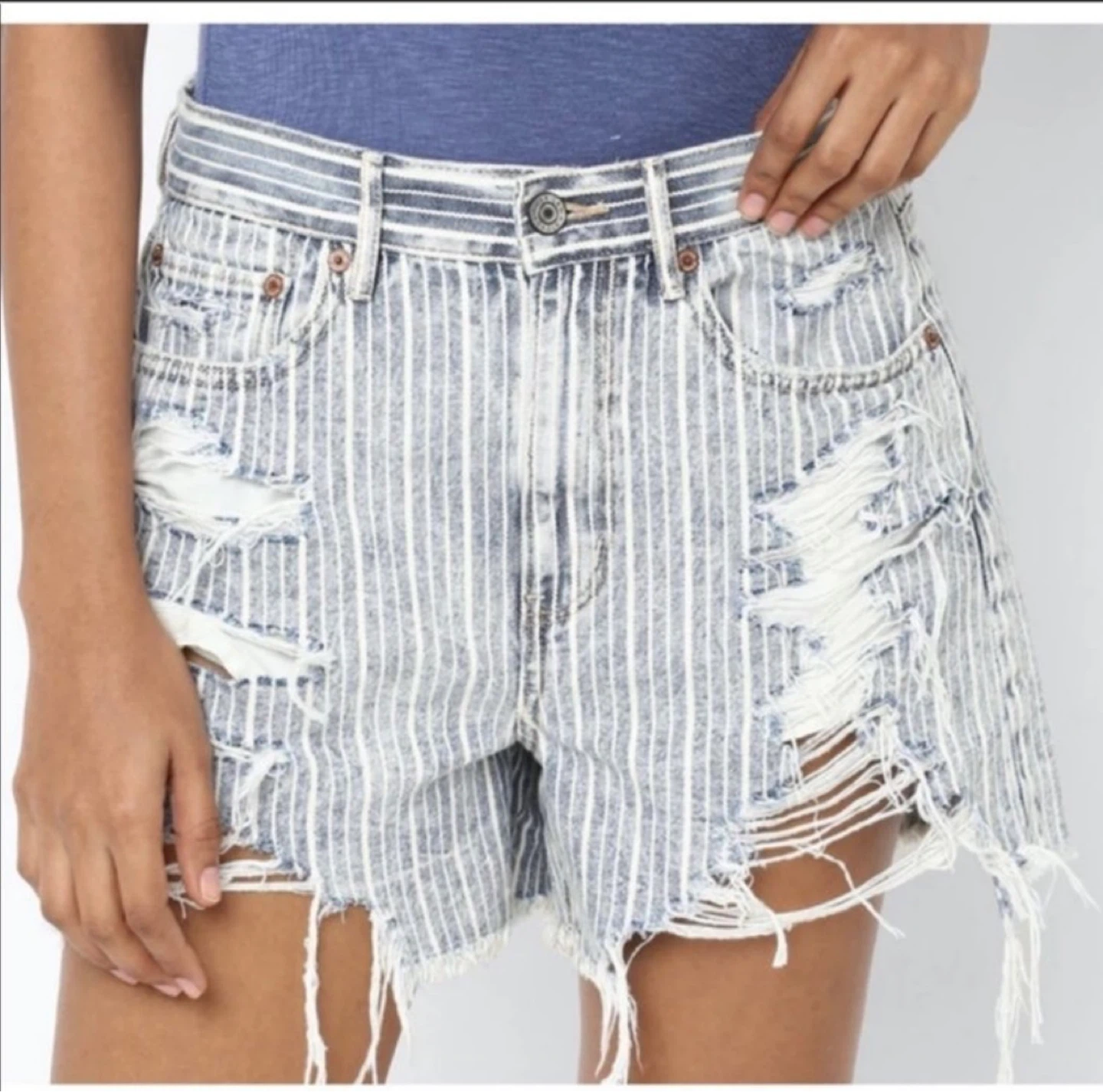 American Eagle 90s Boyfriend Striped Denim Shorts Size 10