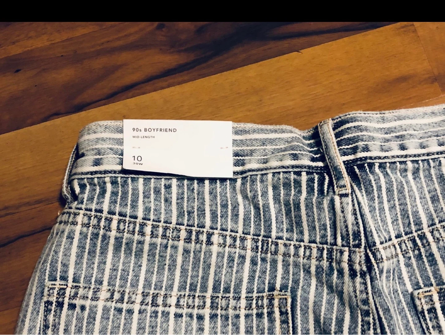 American Eagle 90s Boyfriend Striped Denim Shorts Size 10 - photo 5