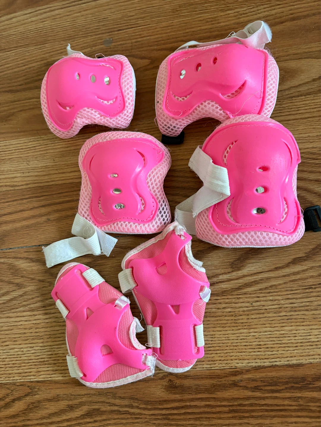 Razor Kids Protective Gear Set (elbow/knee pads )/ wrist guards