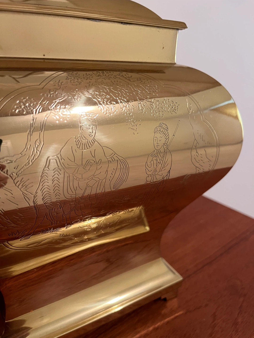Vintage Brass Etched Table Lamp with Shade - photo 2