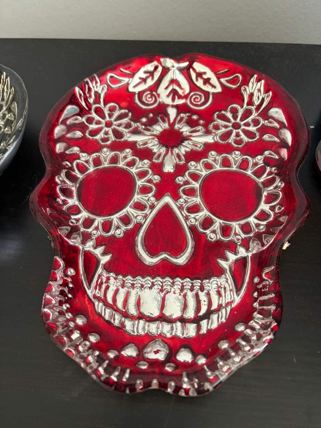 Skull decorative plates (2) - photo 2