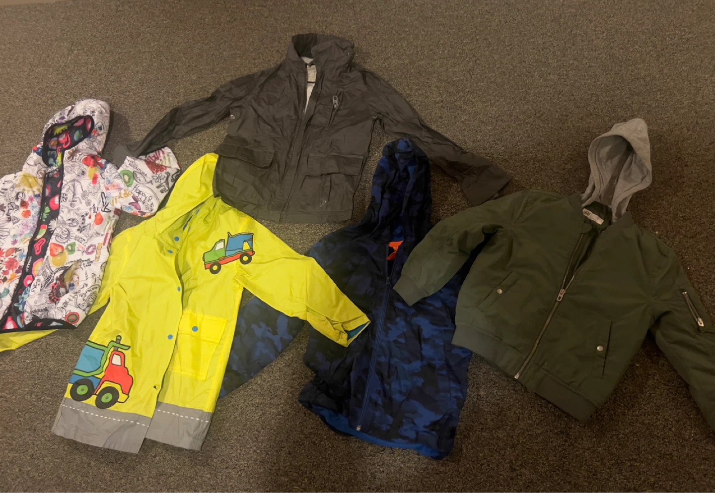 Bundle of 6 Kids Jackets - photo 2