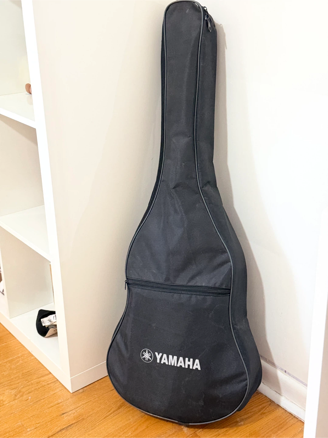 Yamaha C70 Classical Guitar with Gig Bag - photo 2