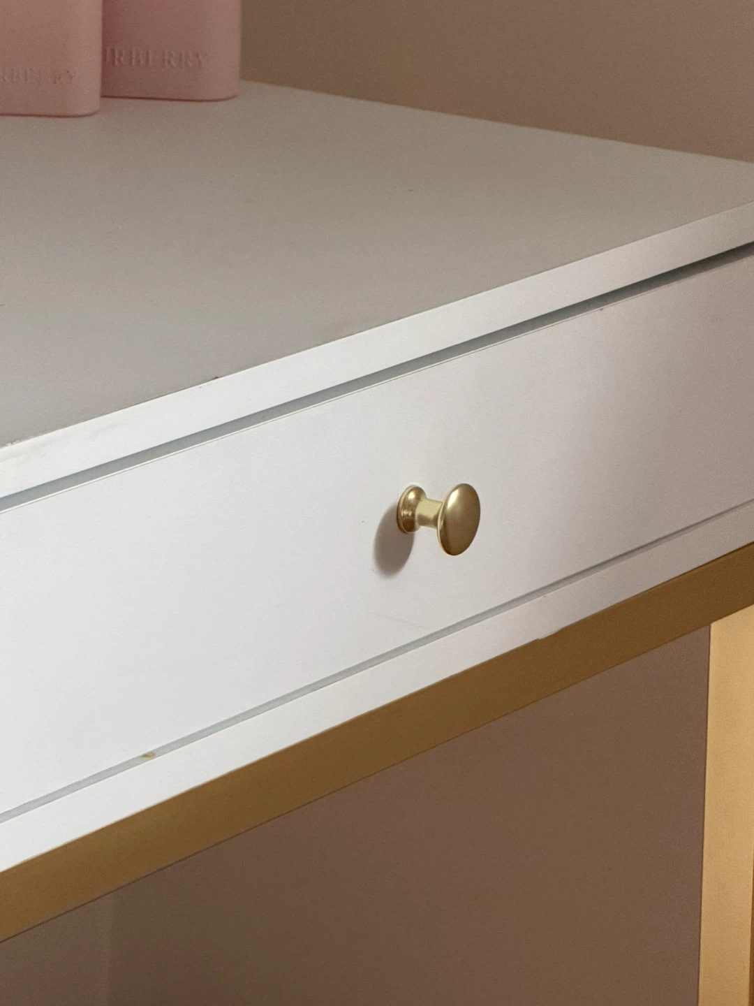 White Vanity Desk with Gold Legs and Mirror - photo 4