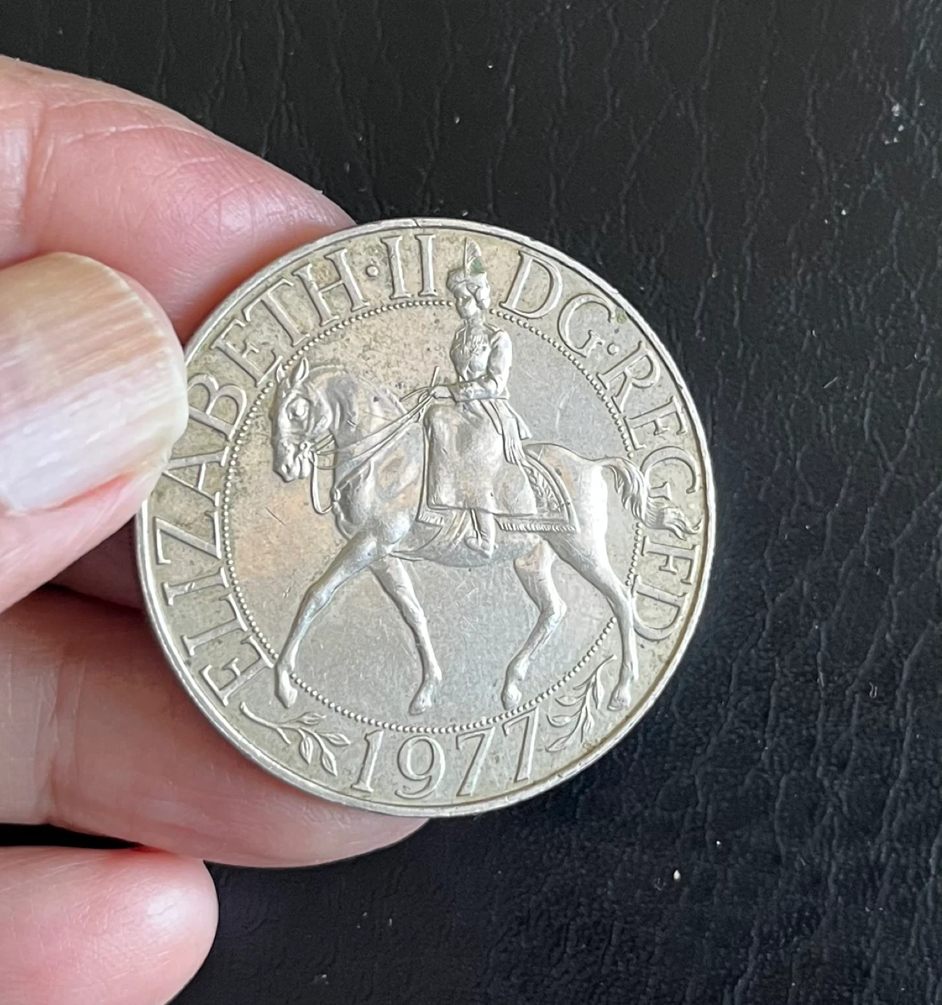 Great Britain 1977 QE II Silver Jubilee 25 Pence Coin