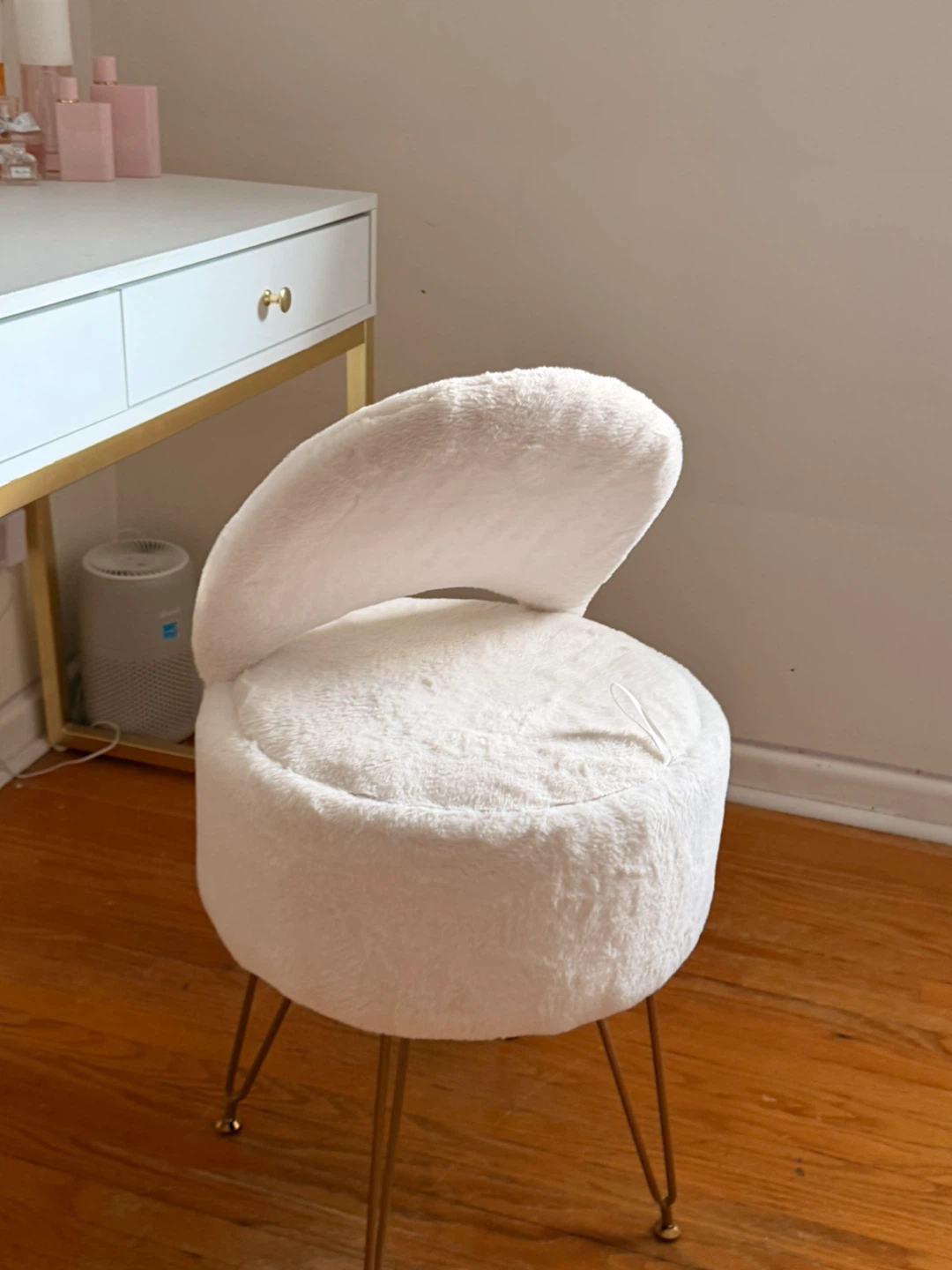 White Faux Fur Vanity Chair with Storage - photo 3