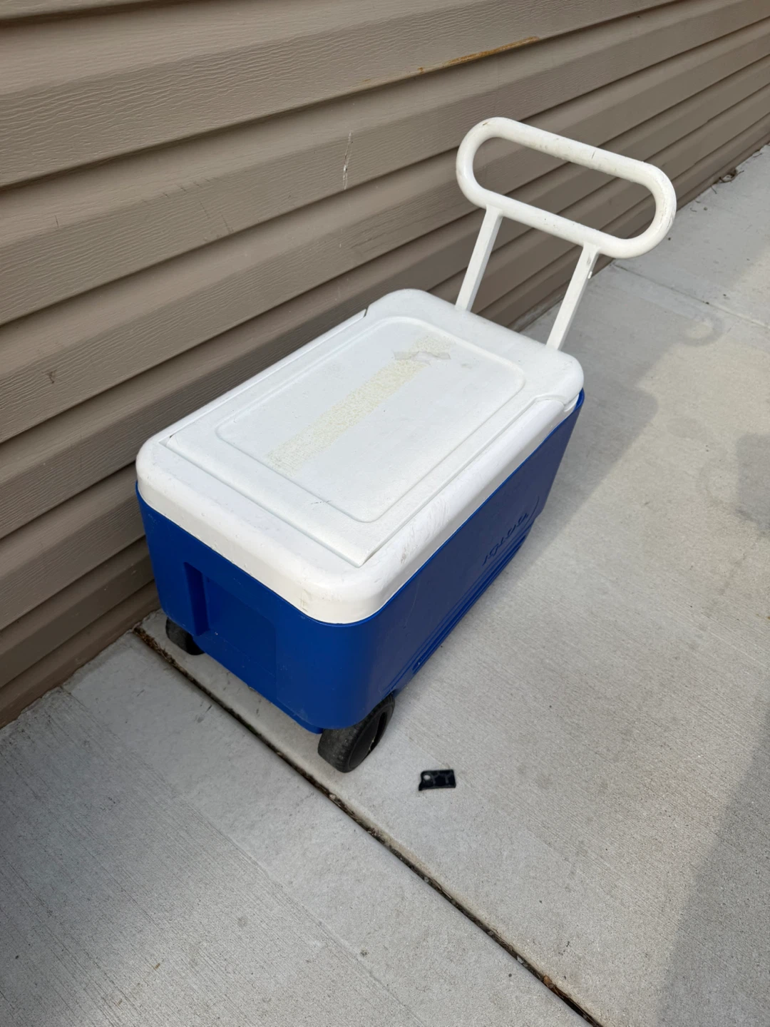 Igloo Rolling Cooler - photo 3