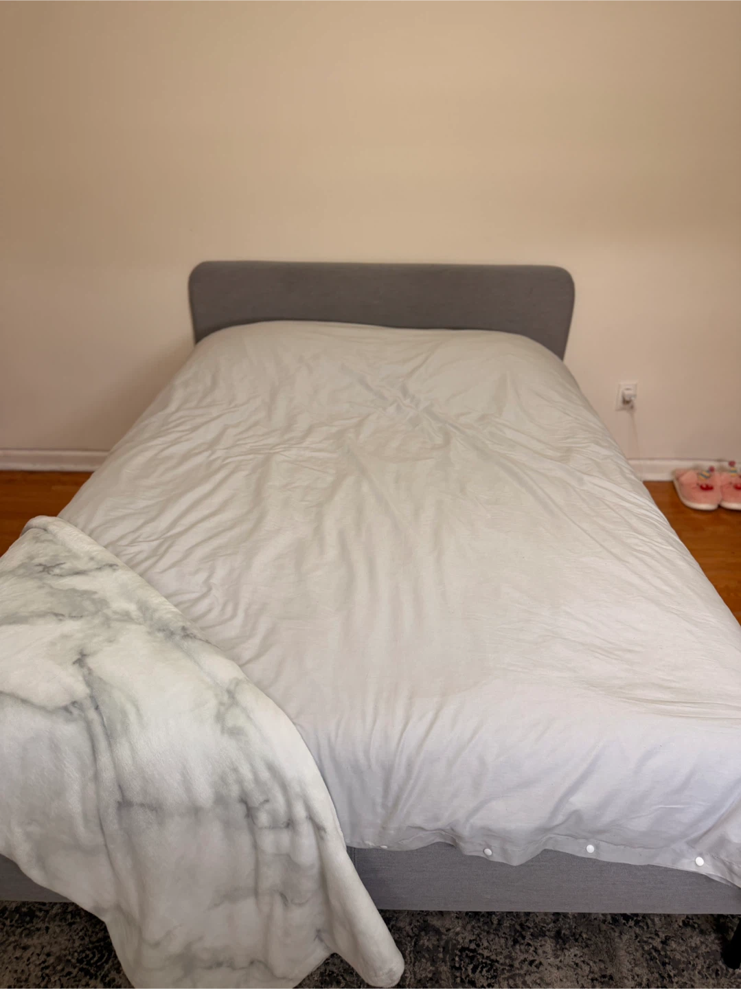 Grey Upholstered Bed Frame with Headboard + Mattress - photo 4