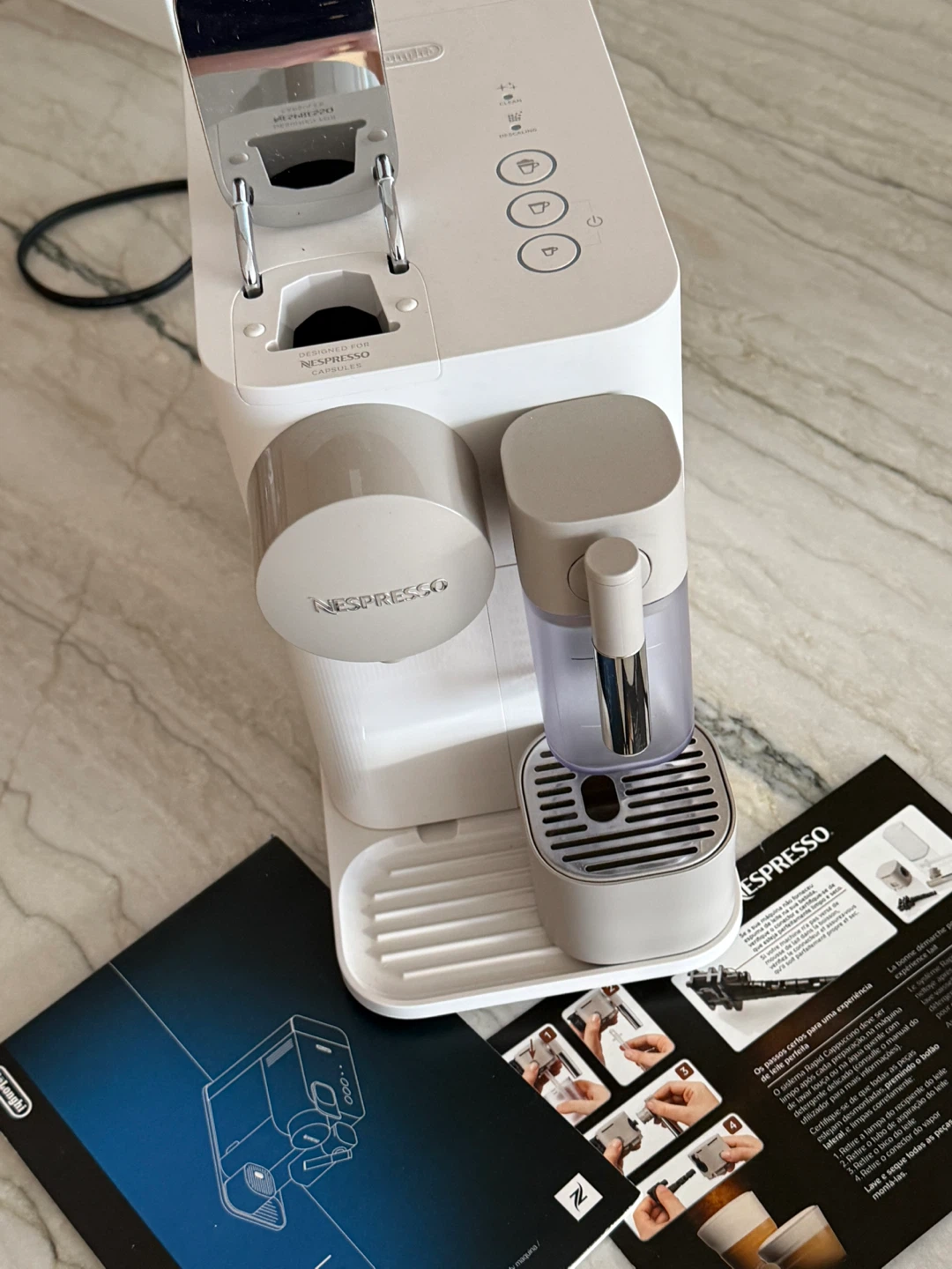 Nespresso Lattissima One Coffee Machine