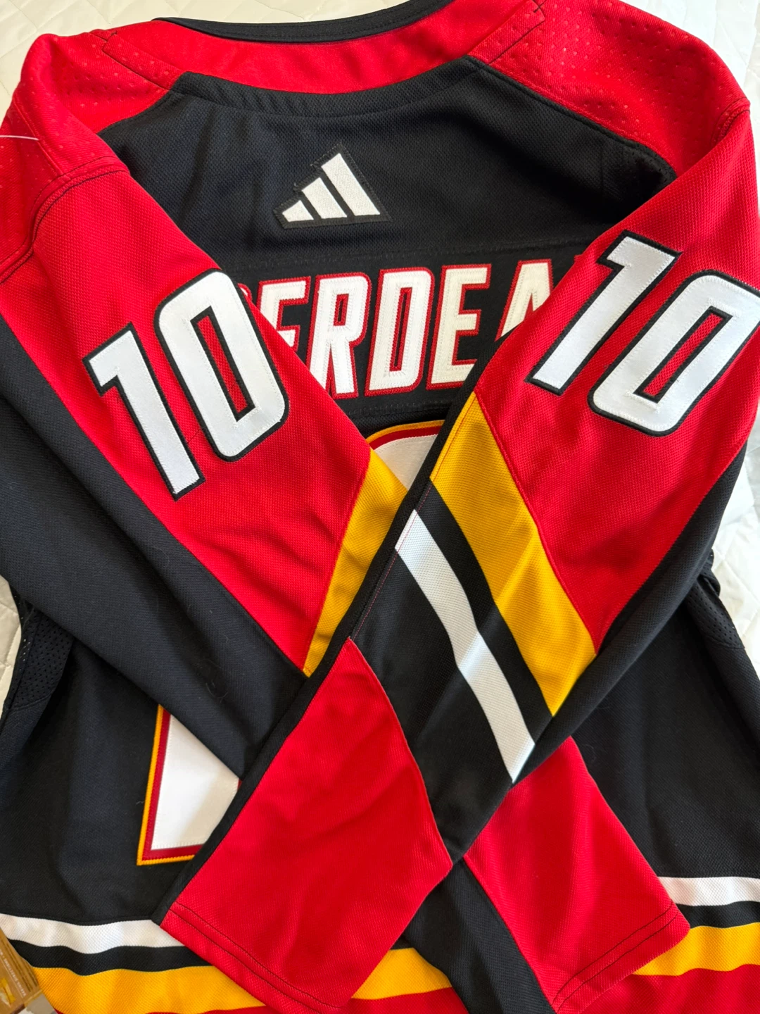 Calgary Flames Hockey Jersey #10 - photo 5