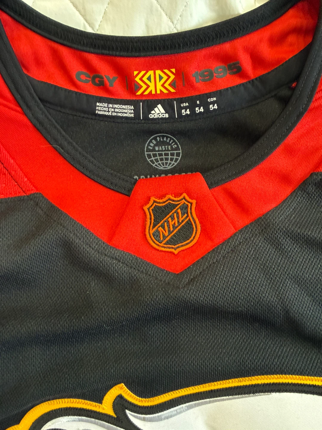 Calgary Flames Hockey Jersey #10 - photo 4