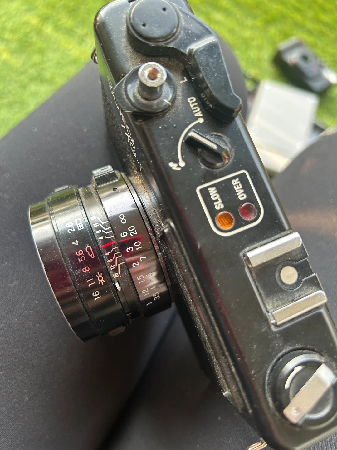 Yashica MG-1 35mm Film Camera - photo 2