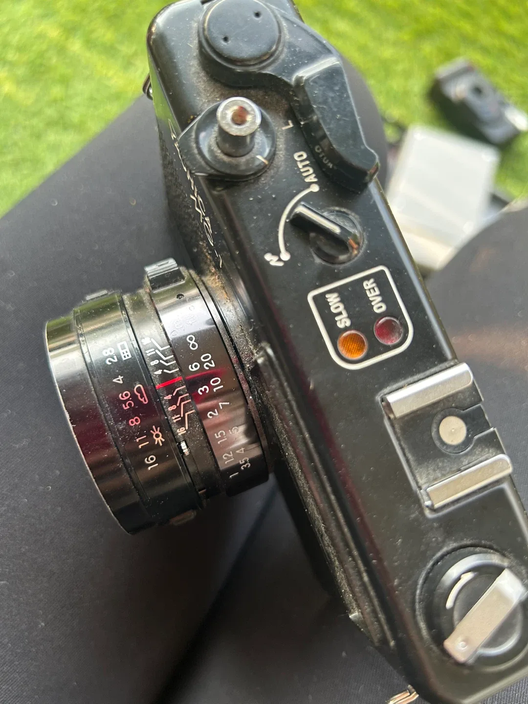 Yashica MG-1 35mm Film Camera - photo 2