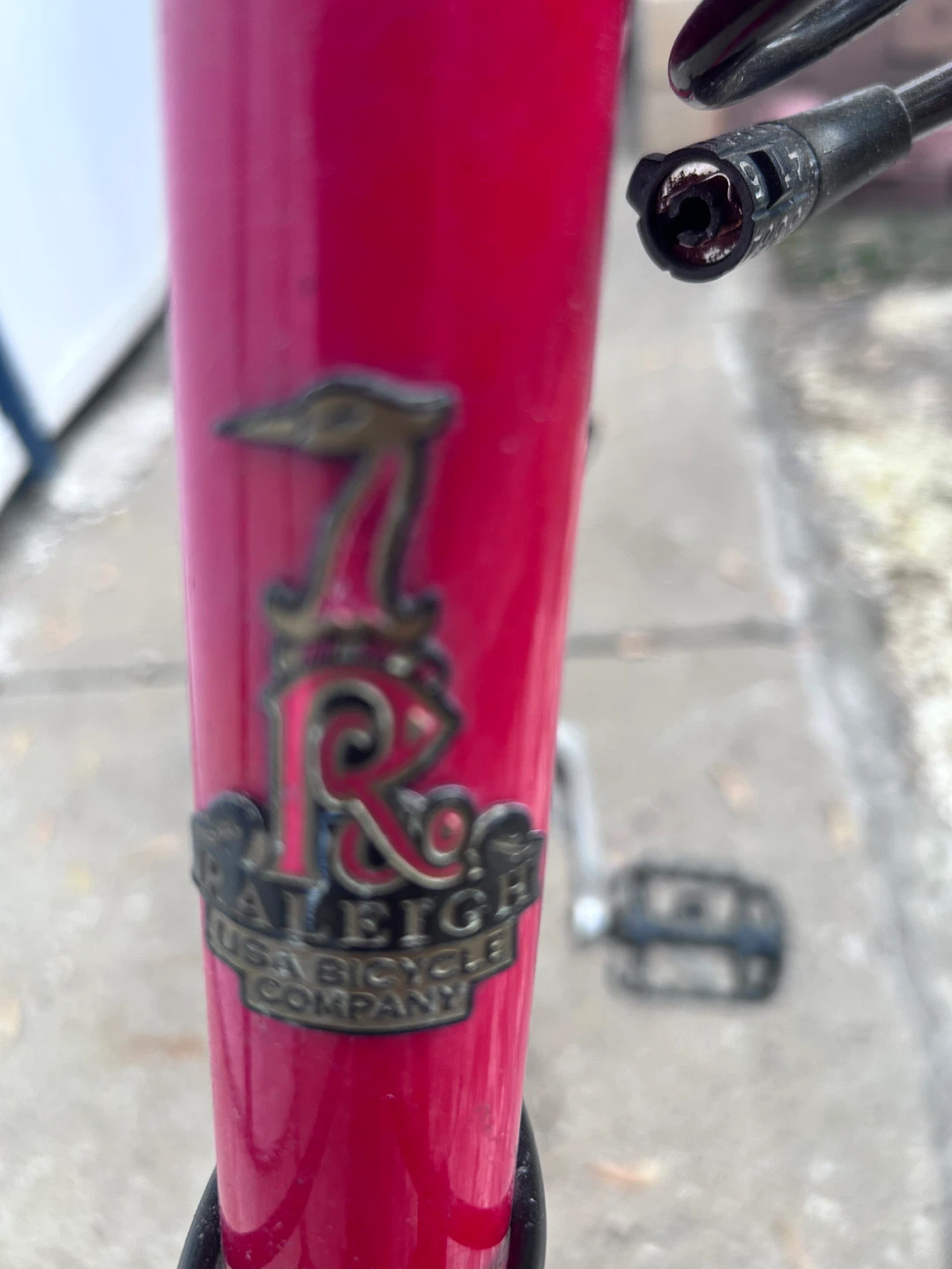 Raleigh Pink Mountain Bike