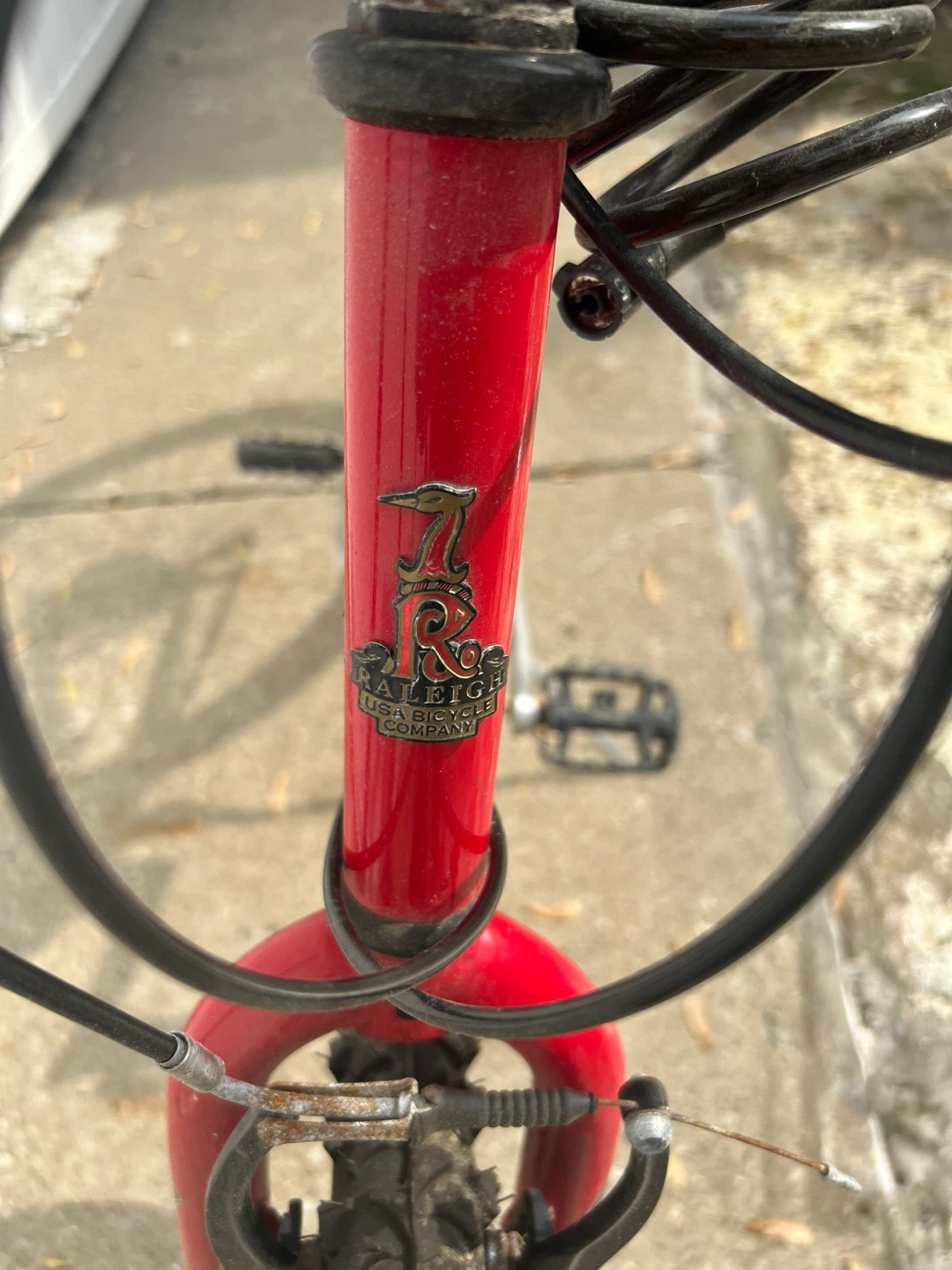 Raleigh Pink Mountain Bike - photo 2