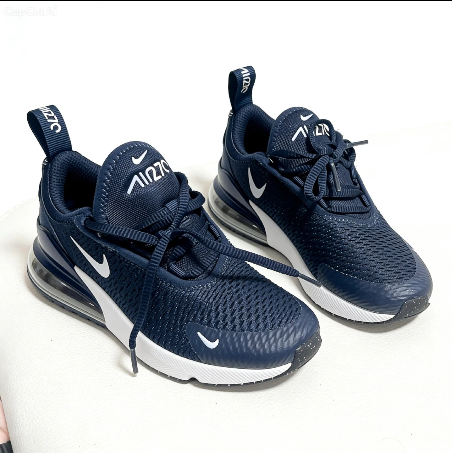 Nike Air Max 270  kids 11 size