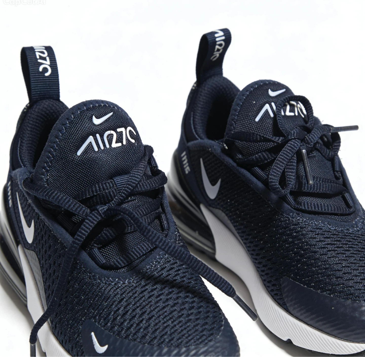 Nike Air Max 270  kids 11 size - photo 2