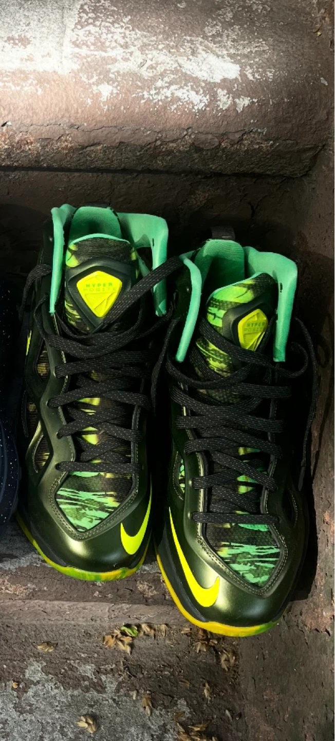 Nike Air Zoom Hyperposite 2