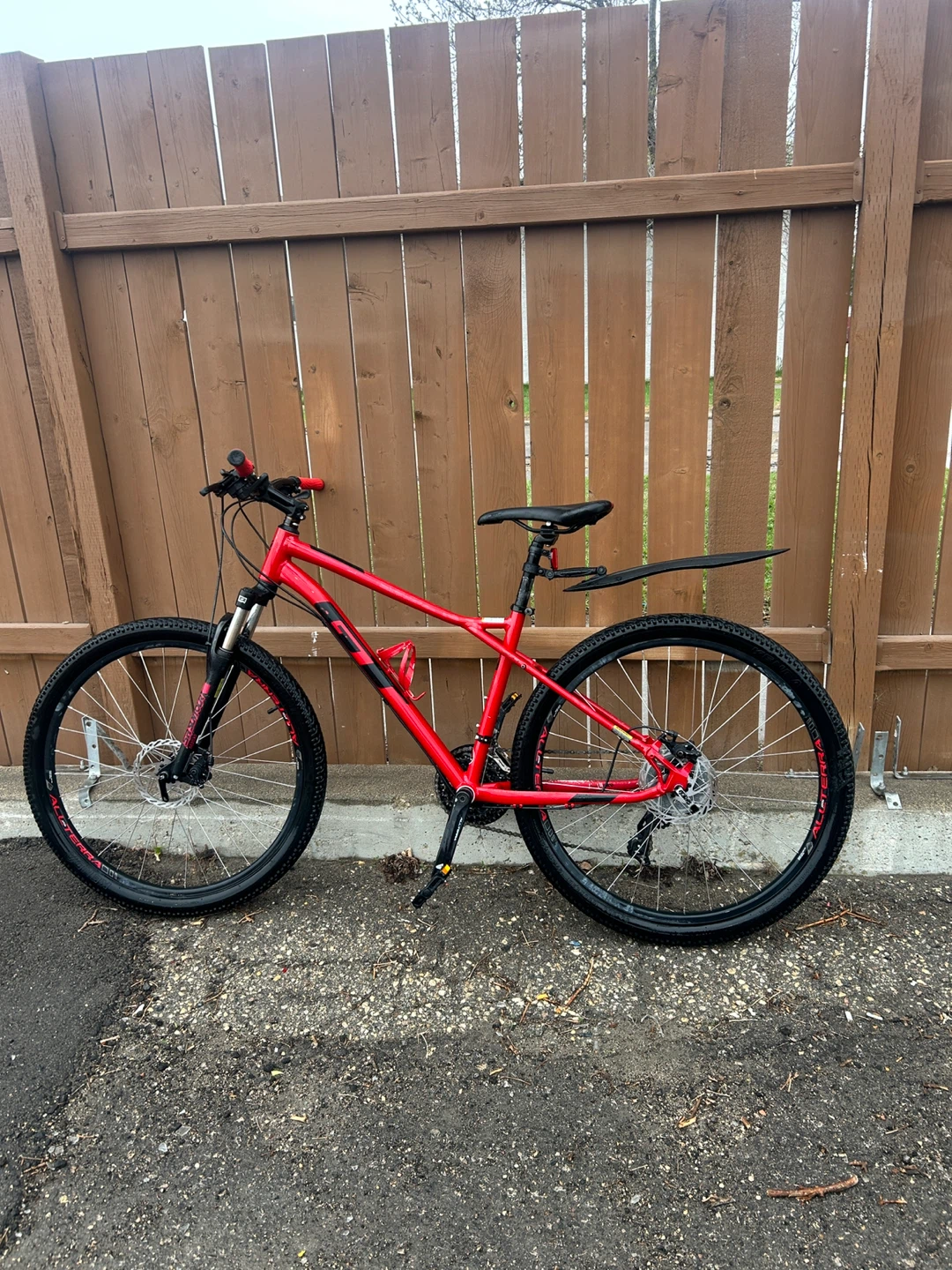 GT 2022 Mountain Bike